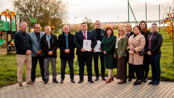 Milionowe dofinansowanie na zagospodarowanie terenów nad Jeziorem Miedwie